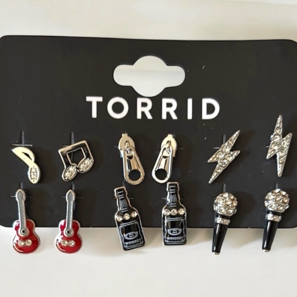 Torrid Rock & Roll Stud Set, NWT